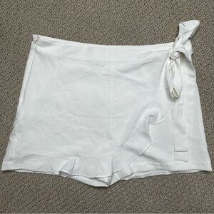 NAKED ZEBRA Womens Shorts Skort White Dressy Envelope Shorts Side Tie Bow Medium